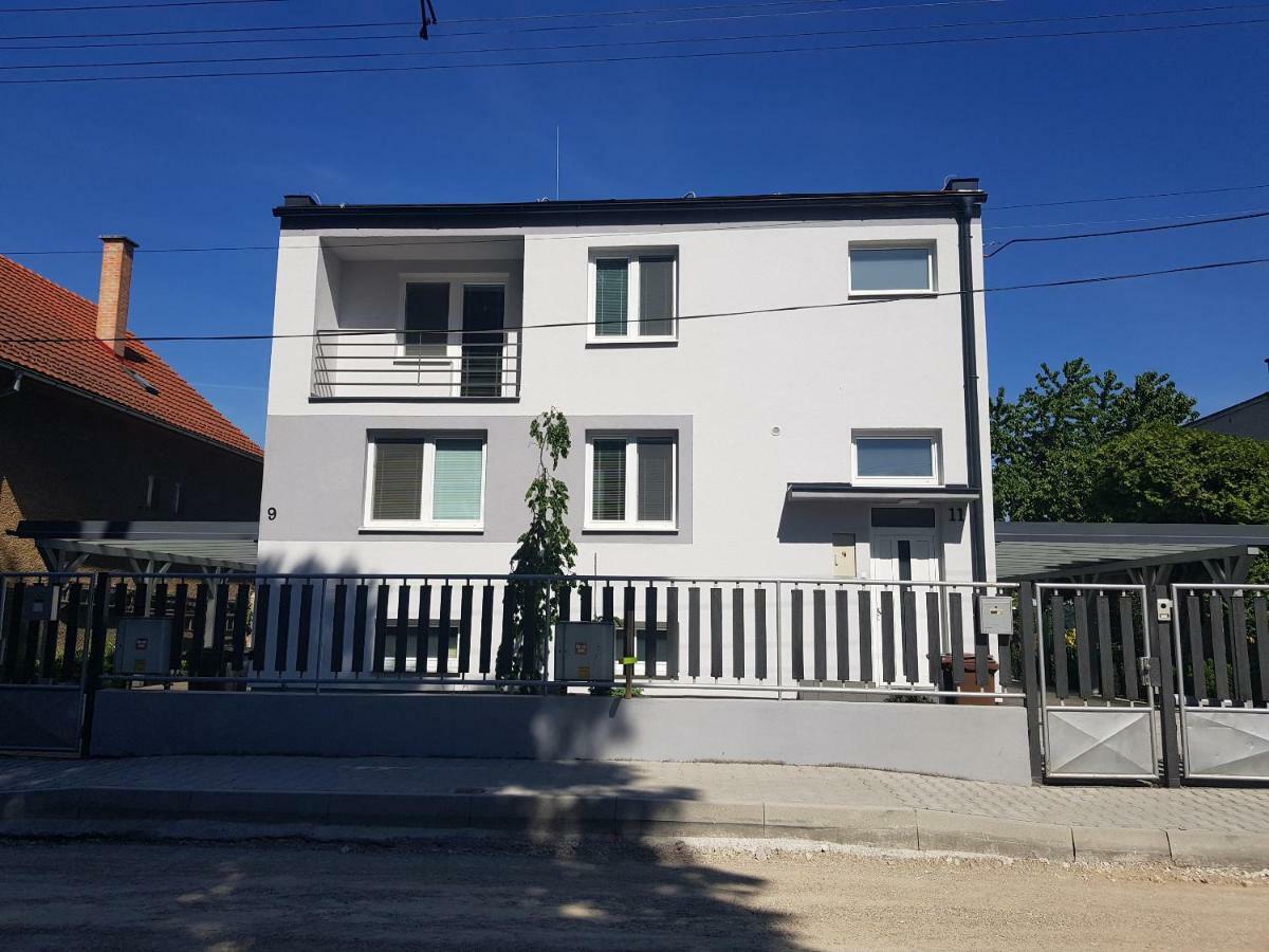 Vip Apartmany Zabnik Prievidza Dış mekan fotoğraf